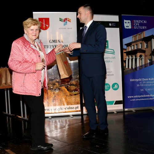 Inauguracja Ustrzyckiego Uniwersytetu Trzeciego Wieku
